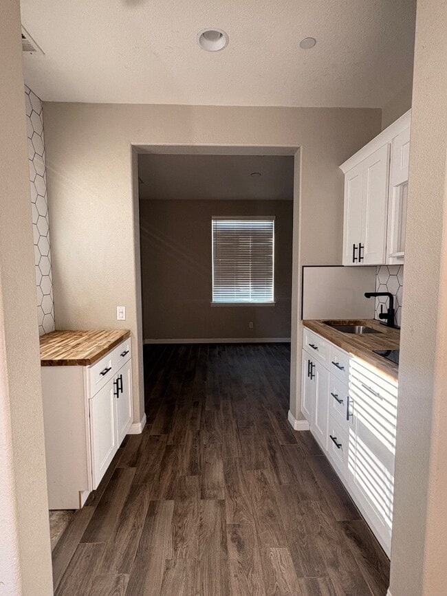 Photo - 4935 Tuwa Ct