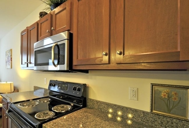 Photo - Locust View Apartments