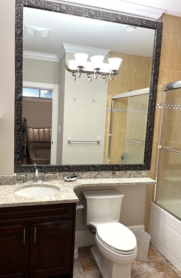 Photo - 1553 W 61st Ave