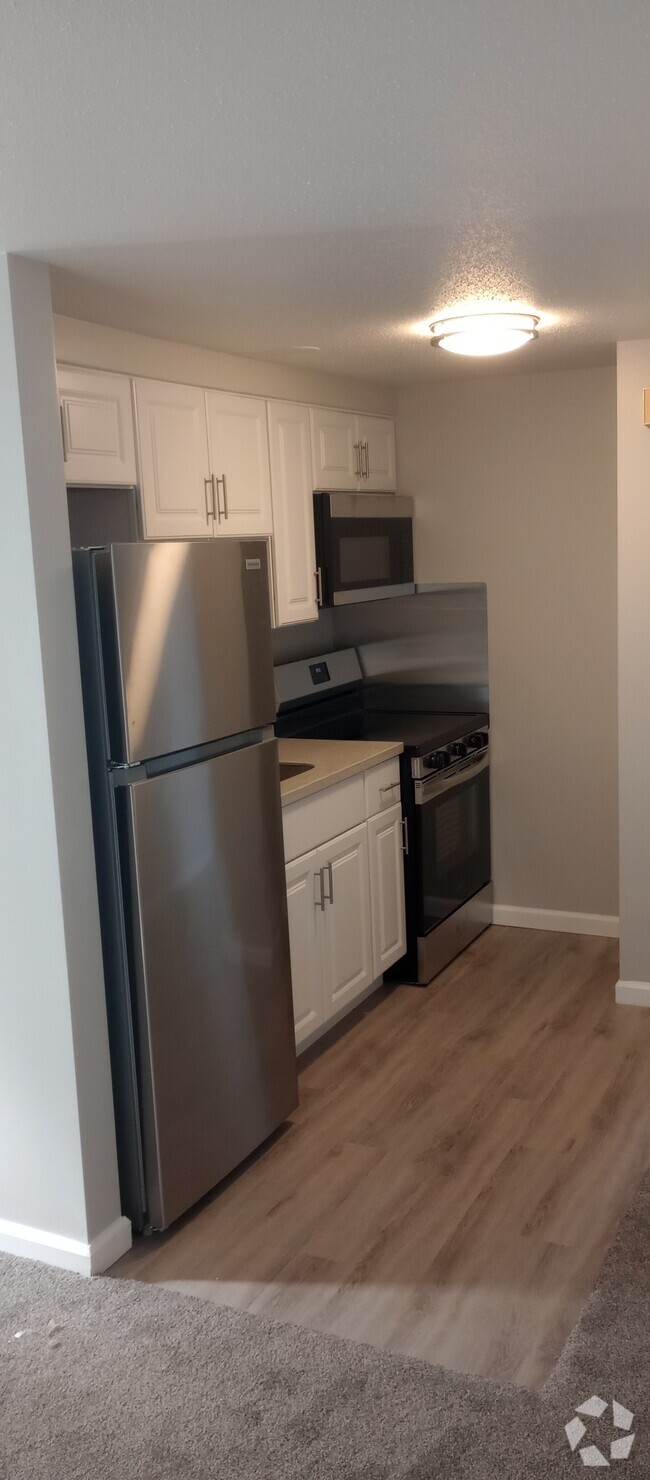Building Photo - 708 W 34th St Unit 708 Rental