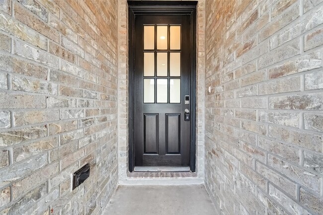 Photo - 3222 Kindred Wy