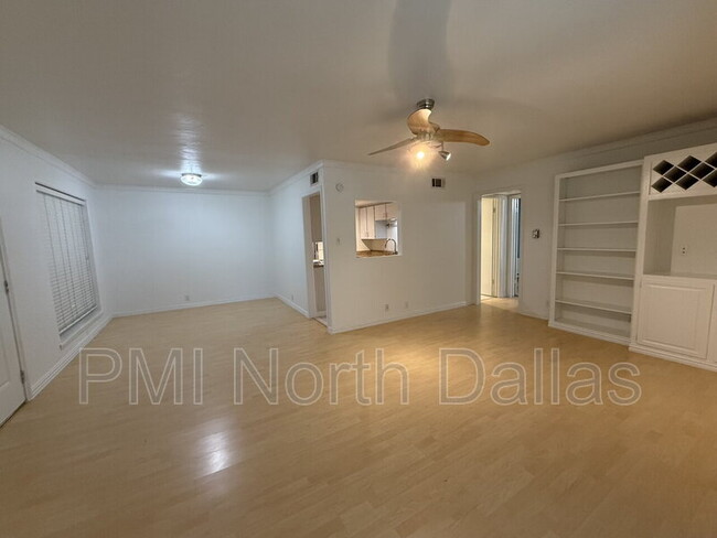 Building Photo - 7904 Royal Ln Unit Apt 227F