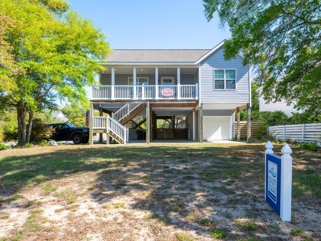 Building Photo - FURNISHED OFF-SEASON MONTHLY RENTAL