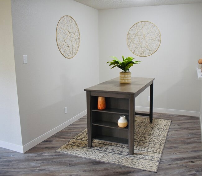 Saddlewood Apartments