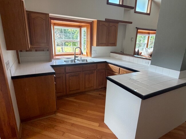 Photo - 721 Cole Rd
