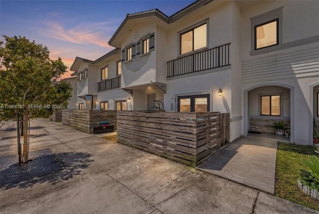 Photo - 13360 Tropical Ave