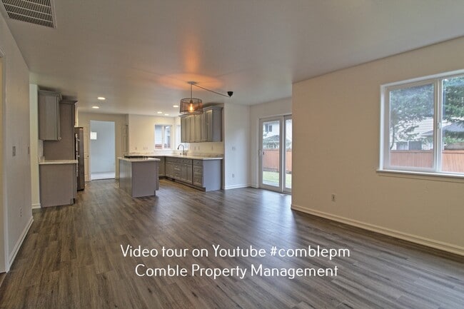 Photo - 518 234th Pl NE