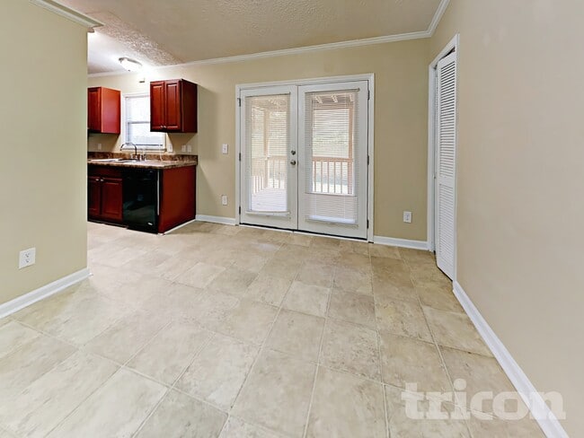 Photo - 4185 Bradley Dr SW