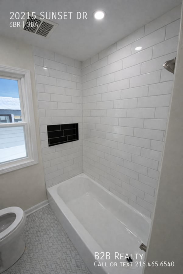 Photo - 20215 Sunset Dr