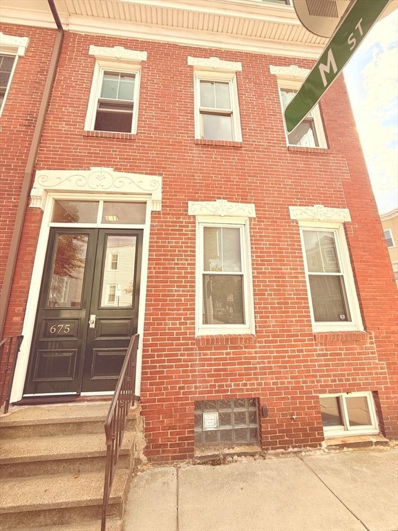 Photo - 675 E 7th St Unit 3