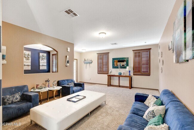 Photo - 13240 Emerald River St