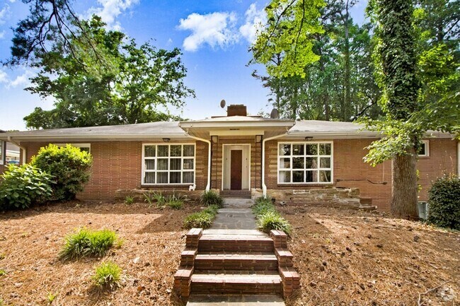 Building Photo - 105 Pineland Cir Rental