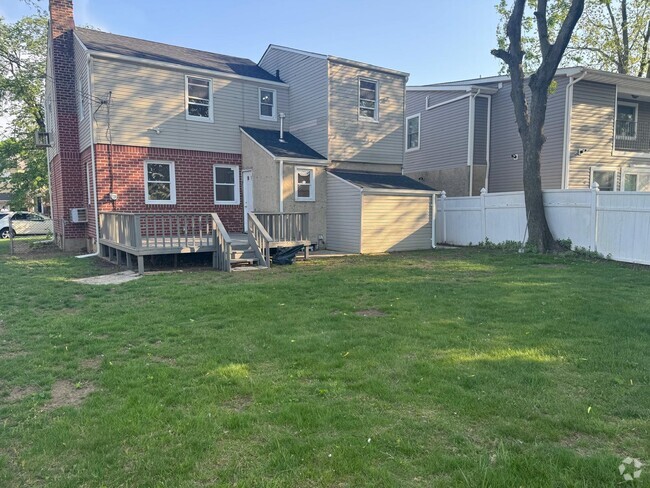Building Photo - 152 Emily Ave Rental