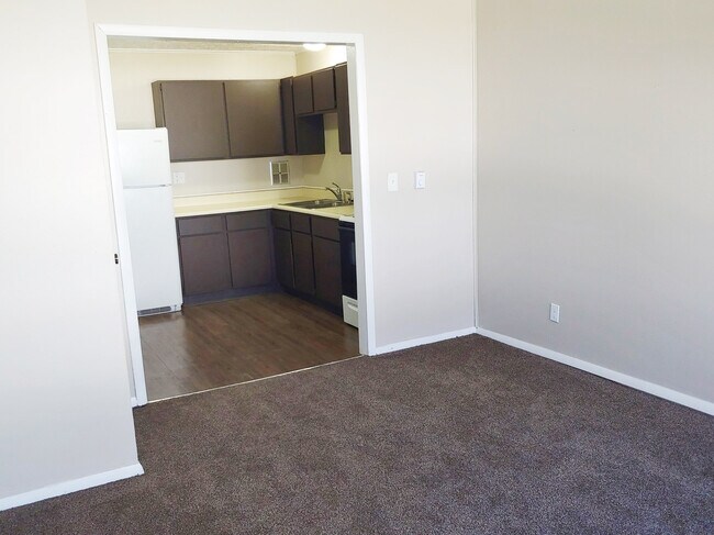 Photo - Lincoln Village