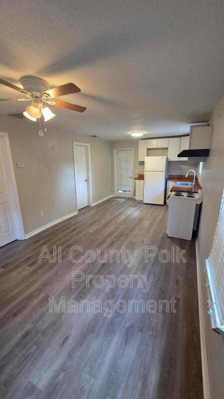 Photo - 1101 W Tyner St