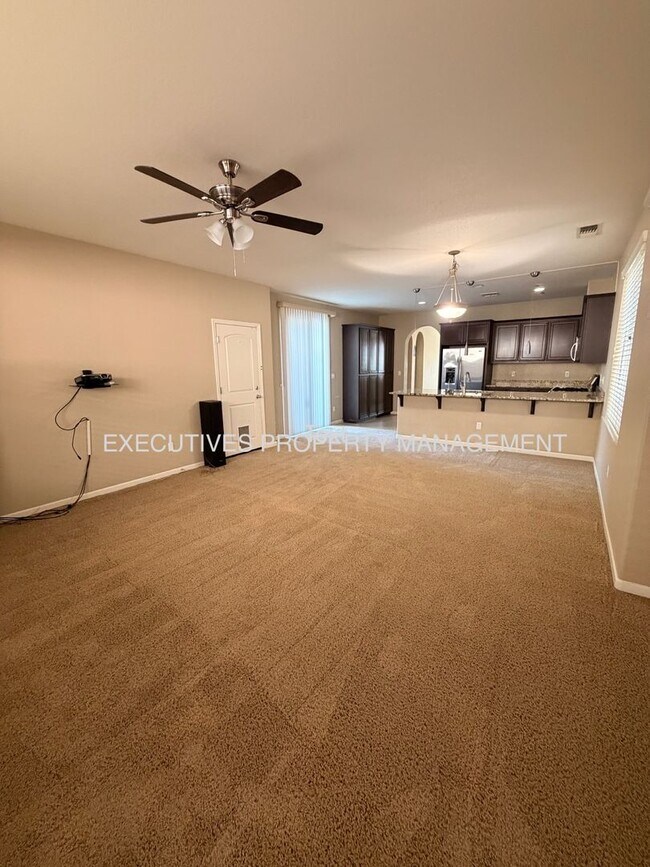 Photo - 3895 Bethpage St