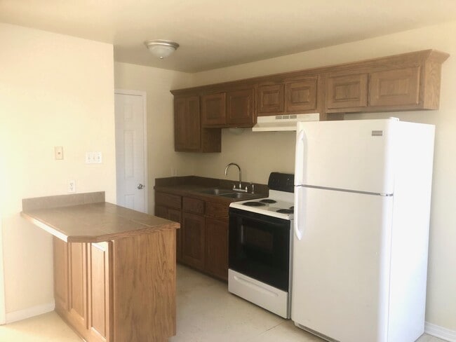 Photo - 44068 S Baptist Rd Unit 7