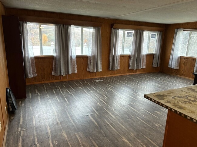 Photo - Updated 3 bedroom manufactured home