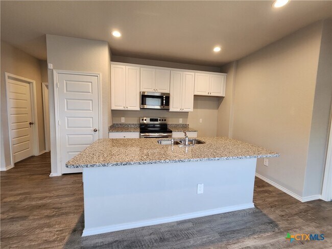 Photo - 1137 Gracie Wy