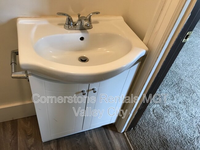 Photo - 264 College St SE Unit 2