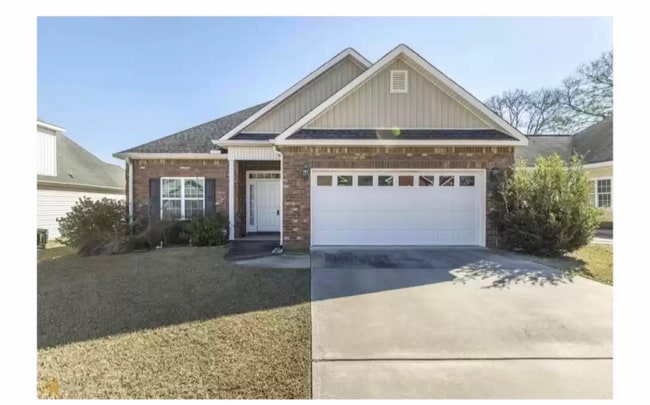 Photo - 211 Gray Fox Xing