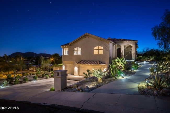 Photo - 908 E Waltann Ln