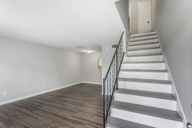 Photo - 4405 Delashmitt Rd Unit 16