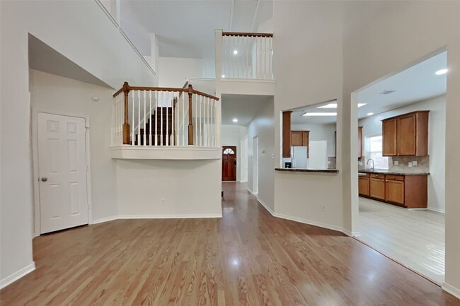 Building Photo - 1418 Summer Rain Dr