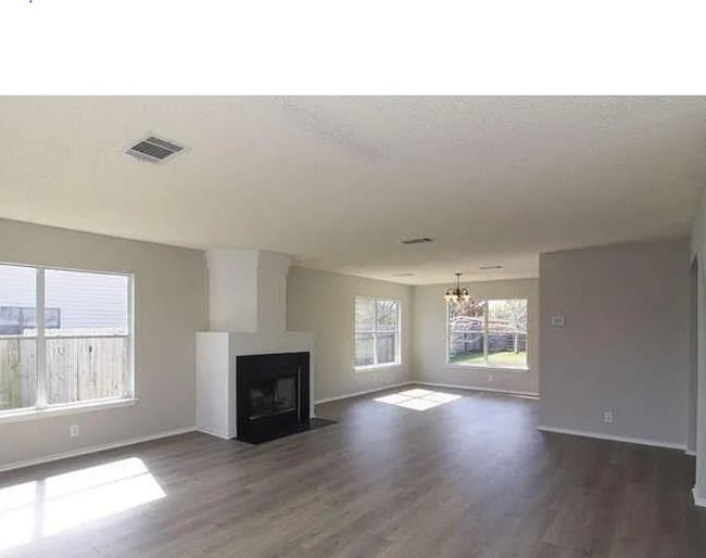12912 Latchwood Ln
