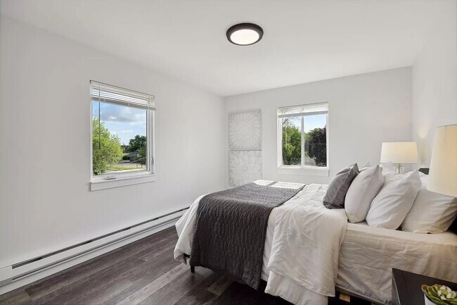 Building Photo - Fernbrook Apartments