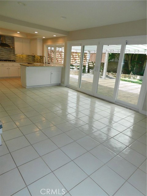 Photo - 2414 Sarandi Grande Dr