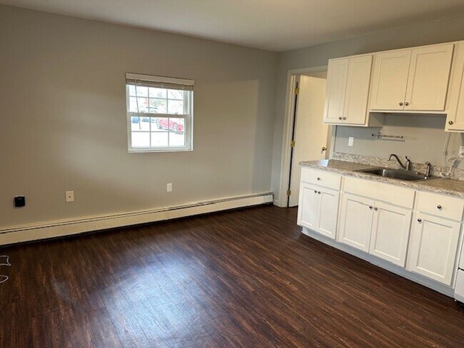 Photo - 1 Bedroom 1 Bathroom 1st Floor Apartment F... Unit 7 S. Hetrick Ave