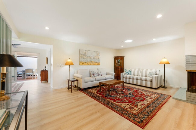 Photo - 4126 Foothill Rd