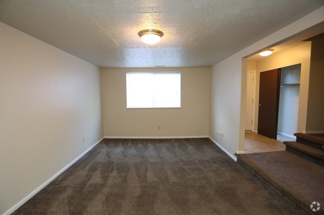 Monticello Apartments