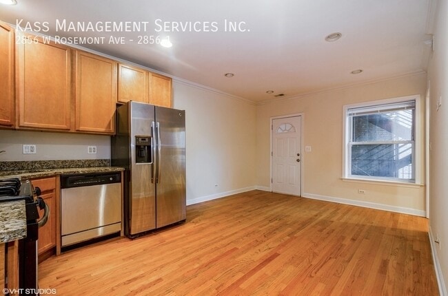 Building Photo - 2856 W Rosemont Ave Unit 2856-1