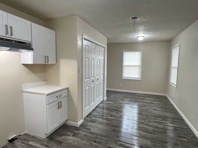 Building Photo - 110 Whispering Pines Terrace Rental