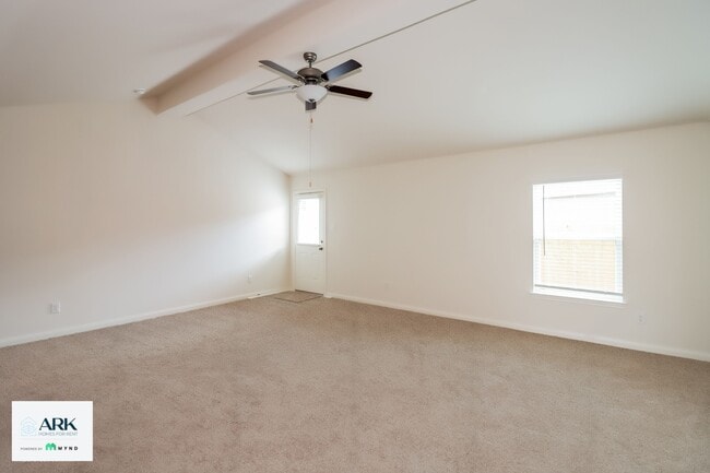 Photo - 26828 Steinbeck Dr