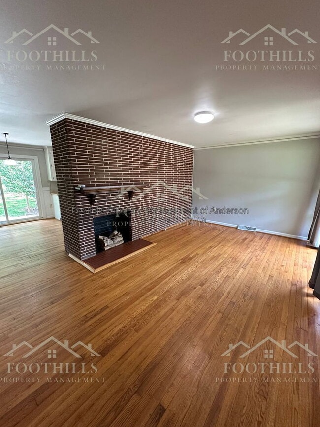 Photo - 809 Wilson St
