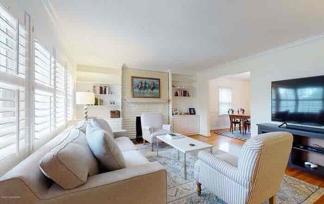 Photo - 3706 Napanee Rd