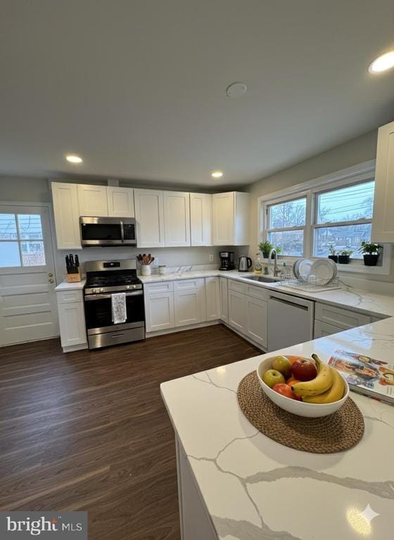 Photo - 121 Jasper Pl