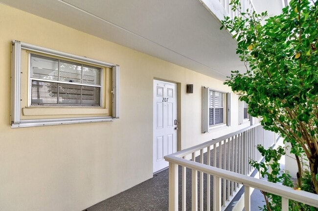 Photo - 1441 Ocean Dr Unit 207