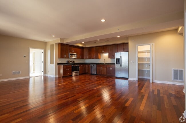 Battle Creek Tower Luxury Suites