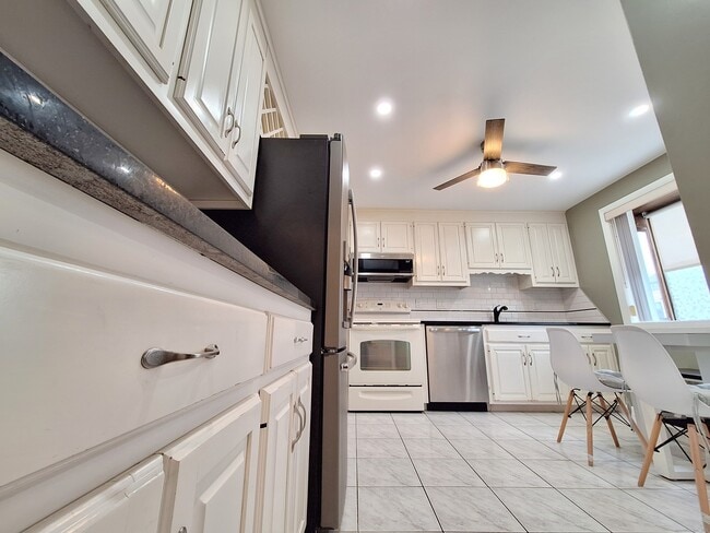 Photo - 238 Skyview Dr Unit 238