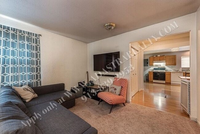 Photo - Beautiful KCK Home for Rent in Highland Crest Neighborhood-Available in MARCH!!