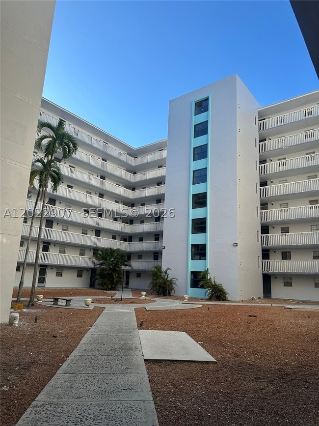 Photo - 15600 NW 7th Ave Unit 507
