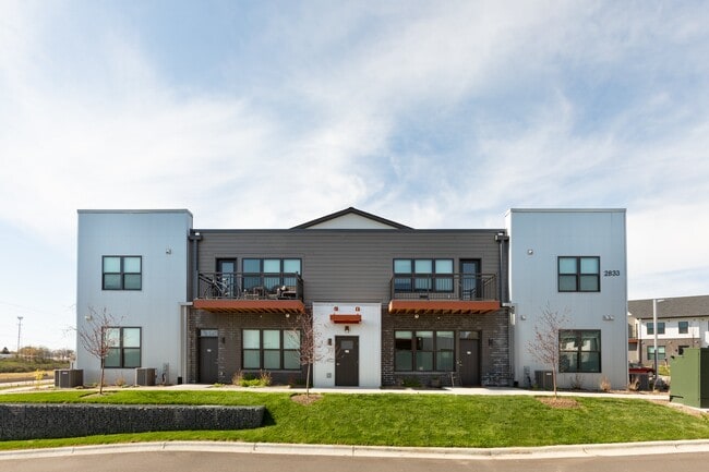 Photo - Artisan Village