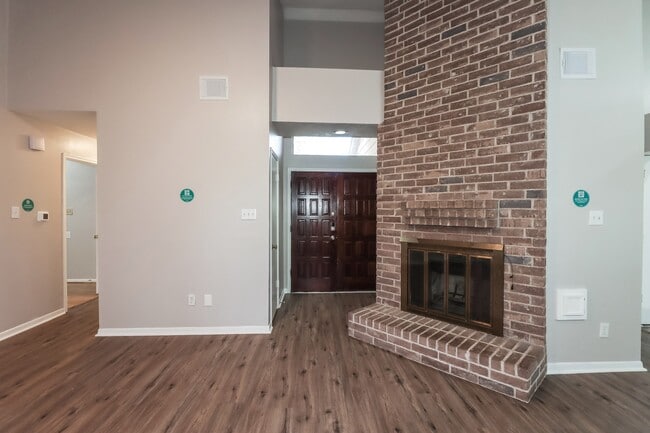 Photo - 3919 Monteith Dr