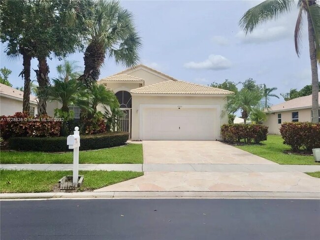 Building Photo - 10860 Fillmore Dr Rental