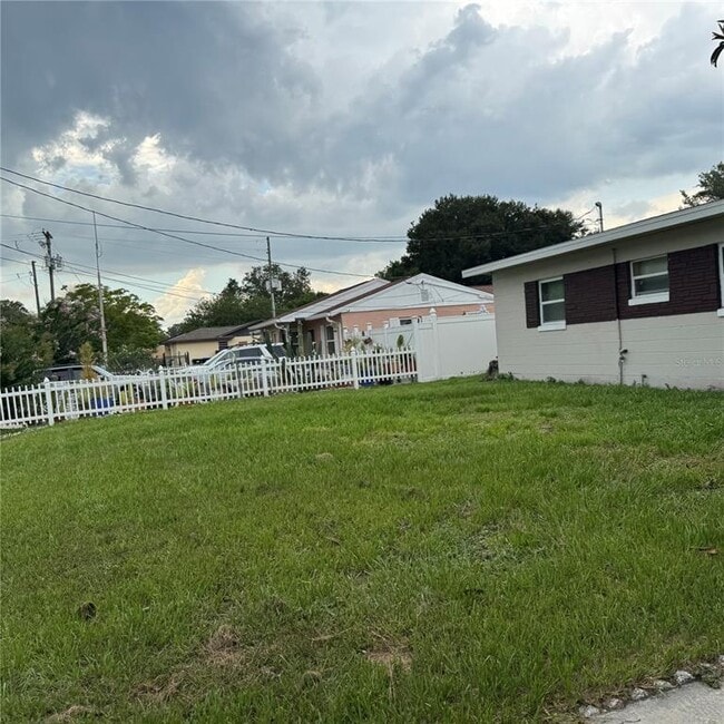 Photo - 5715 Elon Dr