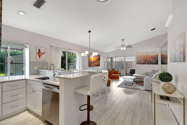 Photo - 15 Admirals Ct